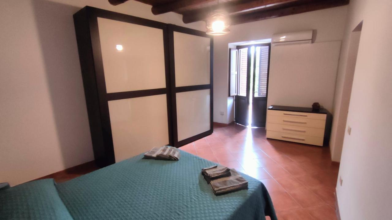 Vicolo Del Vento Casa Ponente Apartment ปาแลร์โม ภายนอก รูปภาพ
